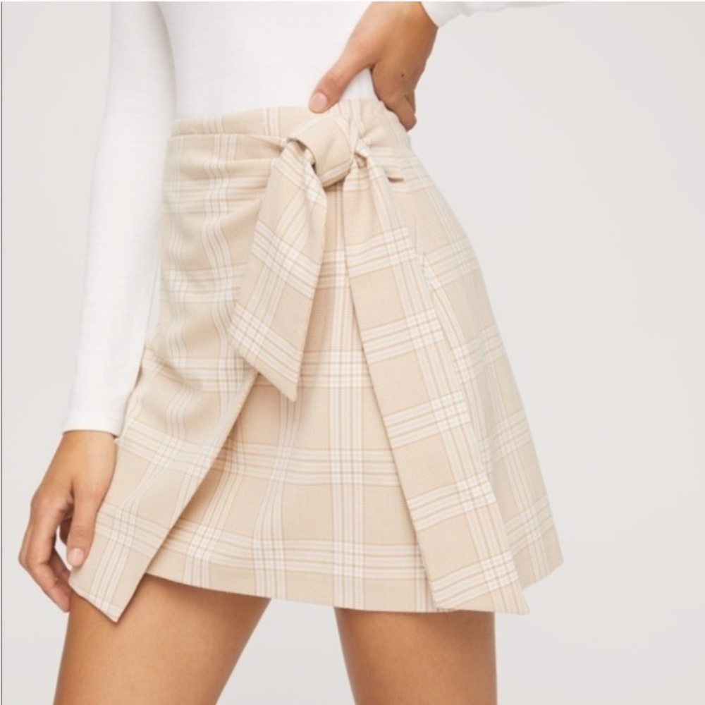 Aritzia Wilfred Dorine Beige Plaid Wrap Skirt